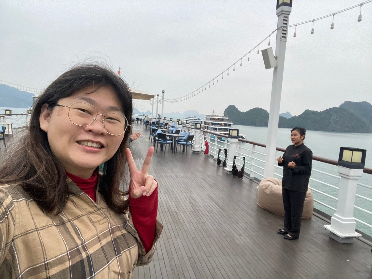 越南旅遊【下龍灣 遊艇兩天一夜體驗心得】好吃好玩豐富的行程,唯一缺點就是與世隔絕! - 第12張圖